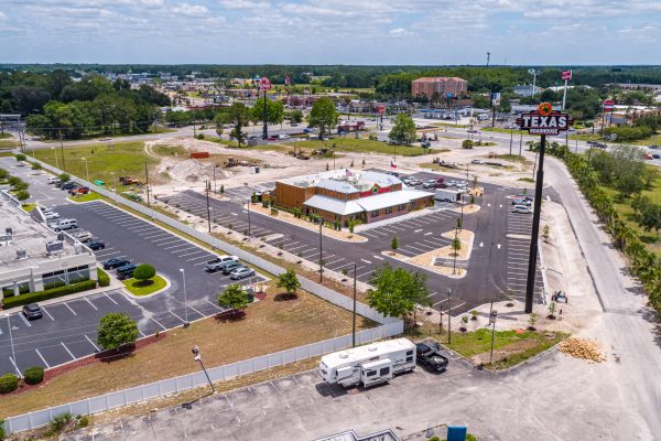 Drone Picture of Texas Roudhouse in Lake City FL (1 of 4)