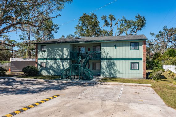 Pictures of Apartment Complex in Perry FL (8 of 8) Pictures of Apartment Complex in Perry FL (8 of 8)