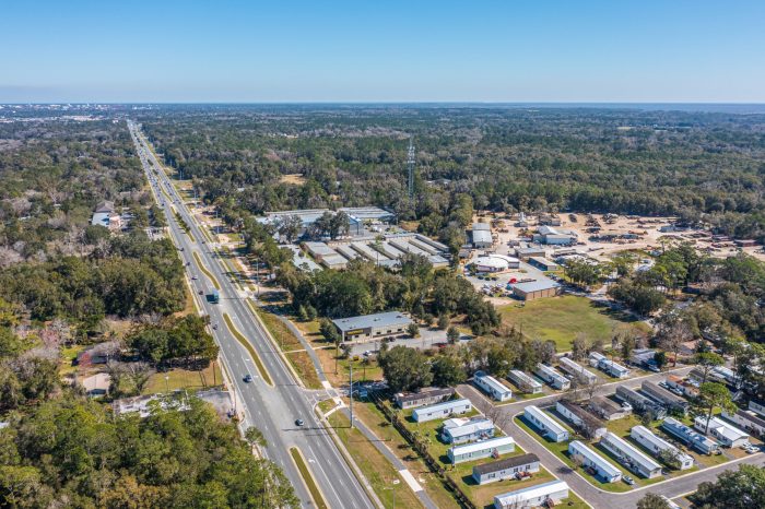 Pictures of Dollar General on Archer Rd in Gainesville FL (45 of 74)