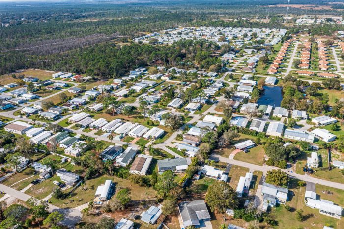 Pictures of Manufactured Home Park in Clay County FL (4 of 10)