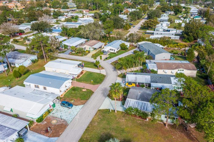 Pictures of Manufactured Home Park in Clay County FL (5 of 10)