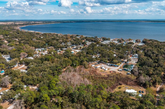 The Harbor Waterfront Resort MHP in Lake Wales FL (13 of 289)