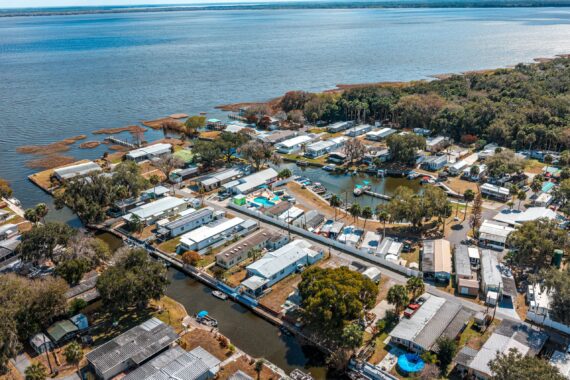 The Harbor Waterfront Resort MHP in Lake Wales FL (67 of 289)