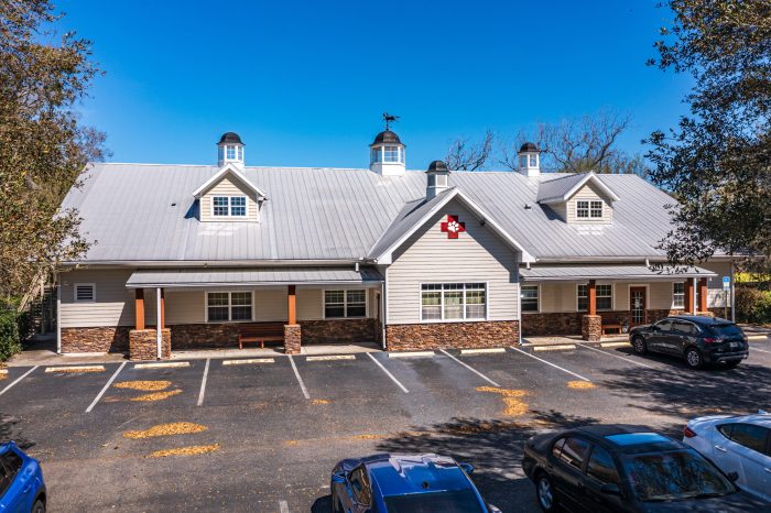 Vet Office in Alachua FL (4 of 8)