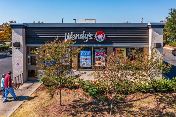 Wendys Restaurant in Tallahassee FL (7 of 7)